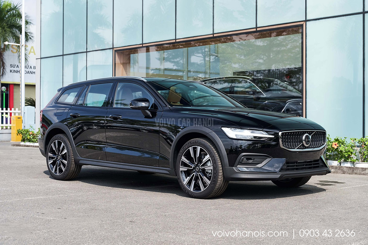 Volvo V60 Cross Country 2024